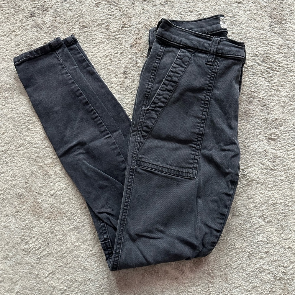 Current Elliot Station Agent size 25